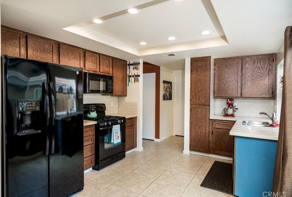 45343 Esmerado Ct, Temecula CA  92592-6072 exterior