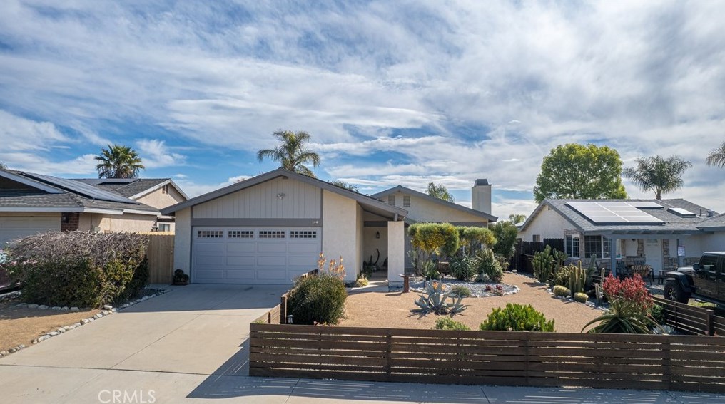 144 Torn Ranch Rd, Lake Elsinore, CA 92530-1829