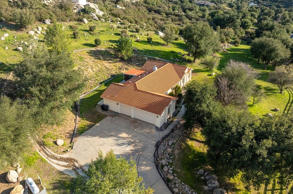 40994 Calle Bandido, Murrieta, CA 92562-9254