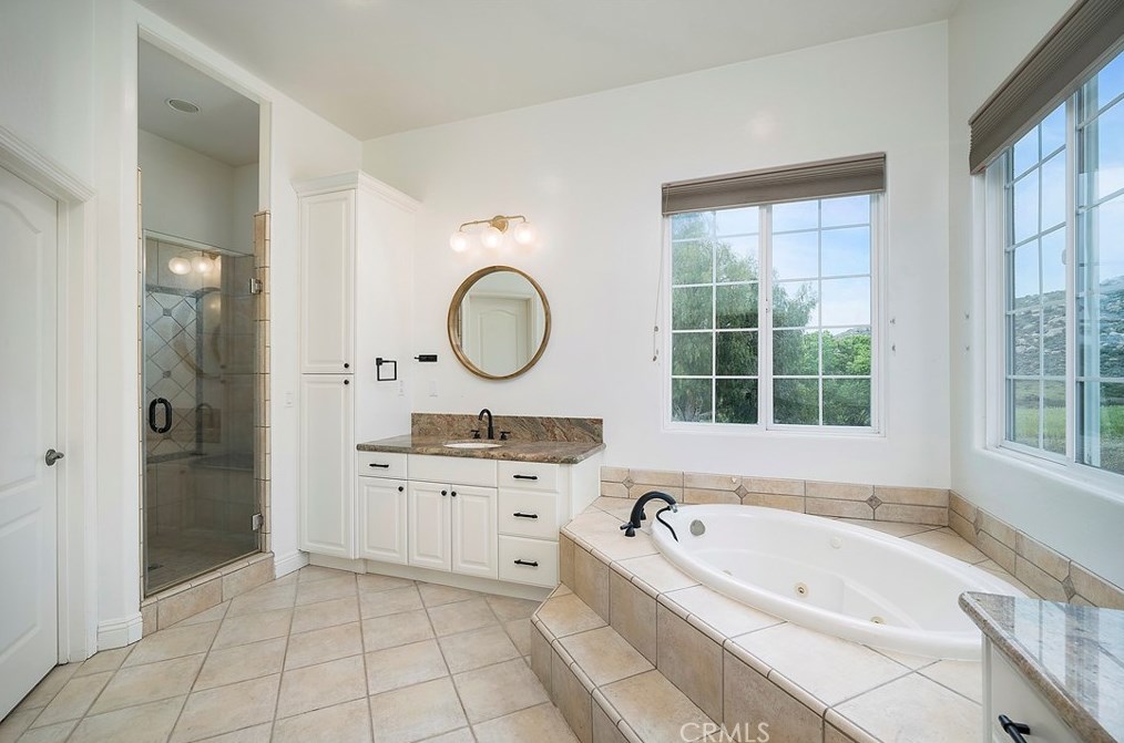 39099 Calle Jojoba, Temecula CA  92592-8013 exterior