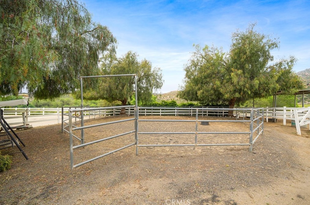 39099 Calle Jojoba, Temecula CA  92592-8013 exterior