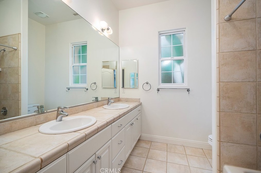 39099 Calle Jojoba, Temecula CA  92592-8013 exterior