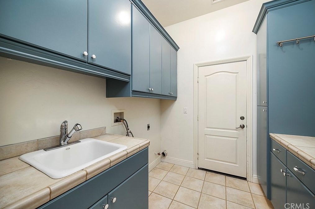 39099 Calle Jojoba, Temecula CA  92592-8013 exterior