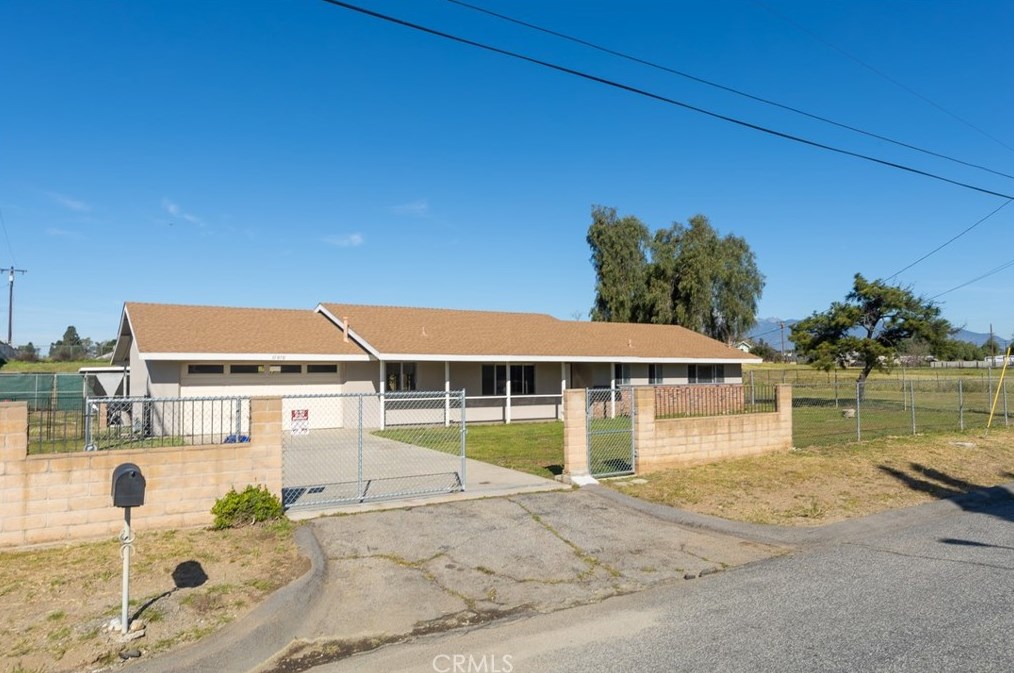11070 Spruce Ave, Bloomington, CA 92316