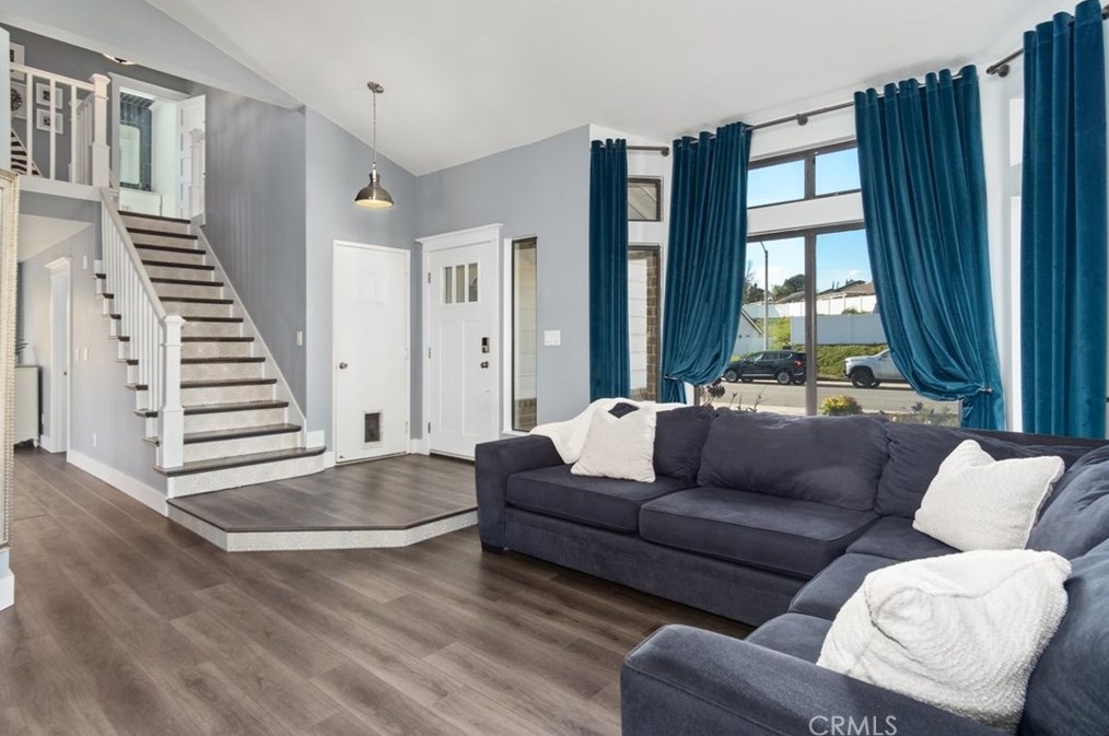 31959 Vineyard Ave, Temecula, CA 92591-4937