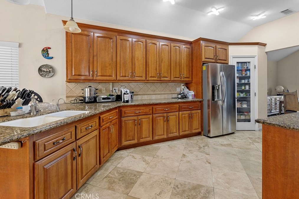 44263 Charlotte Dr, Hemet CA  92544-6673 exterior
