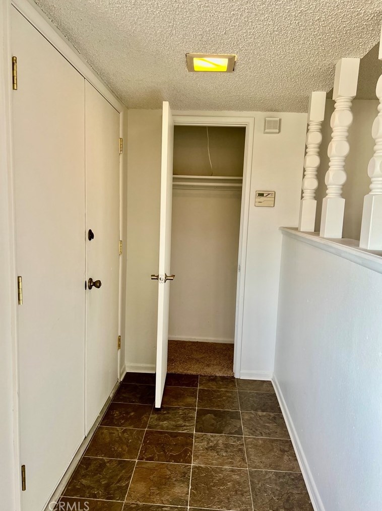 515 Marbella Ave, Hemet, CA 92543-7053