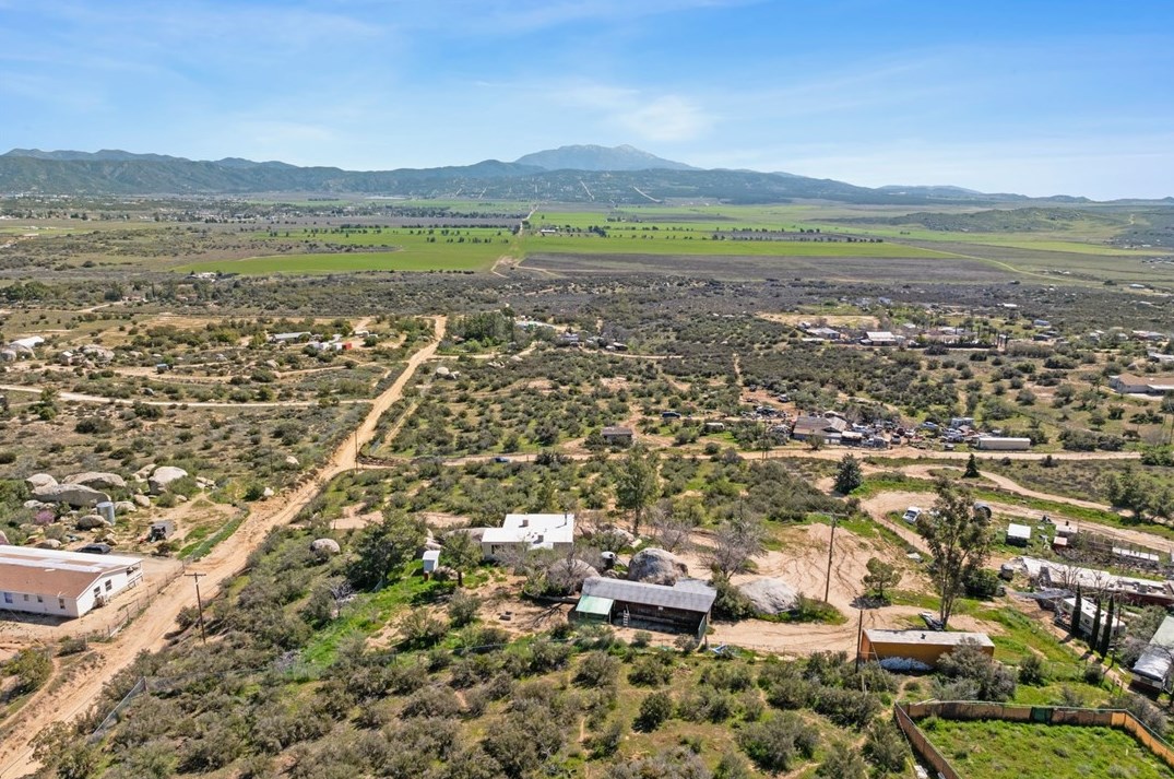 54660 Scouts Ln, Anza CA  92539-8858 exterior