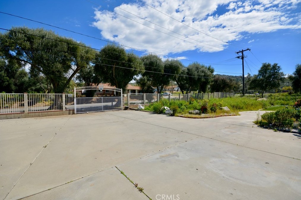 22215 Rosary Ave, Lakeview CA  92567-8980 exterior