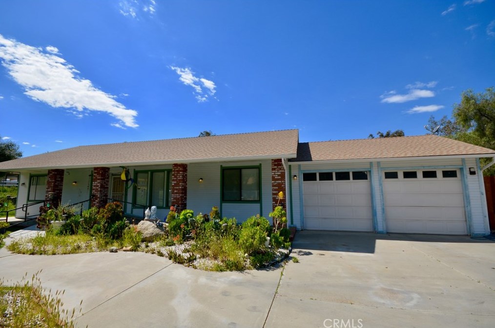 22215 Rosary Ave, Lakeview, CA 92567-8980