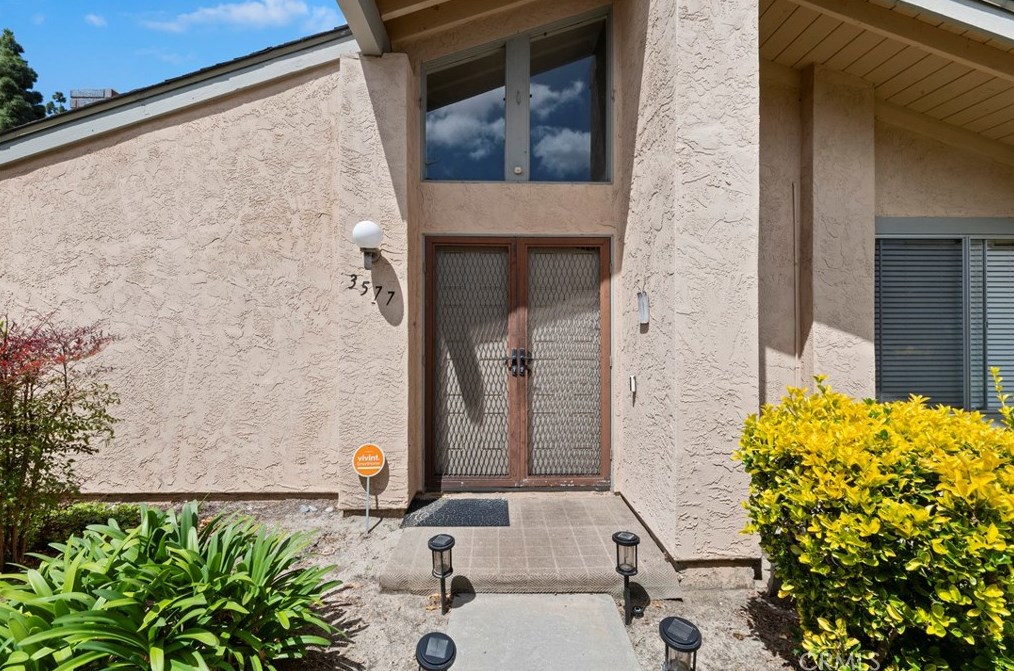 3577 Guava Way, Oceanside CA  92058-1675 exterior
