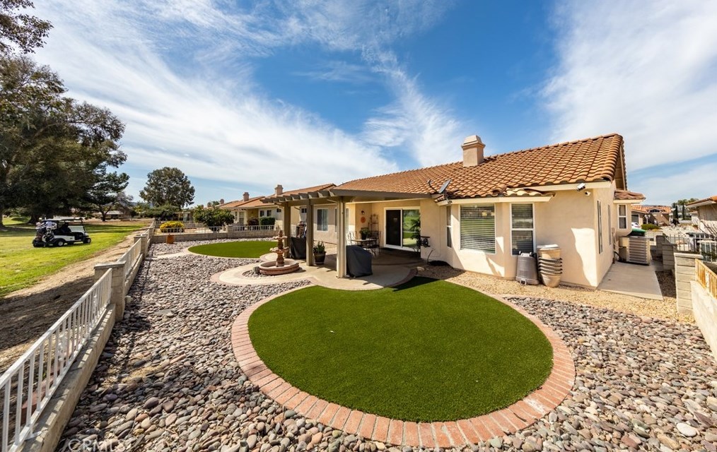 2891 Peach Tree St, Hemet CA  92545-7751 exterior