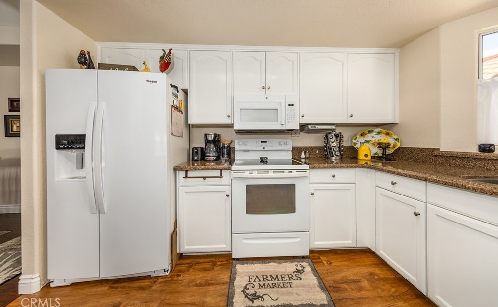 2891 Peach Tree St, Hemet CA  92545-7751 exterior