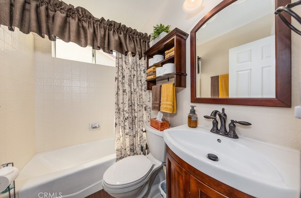 2891 Peach Tree St, Hemet CA  92545-7751 exterior