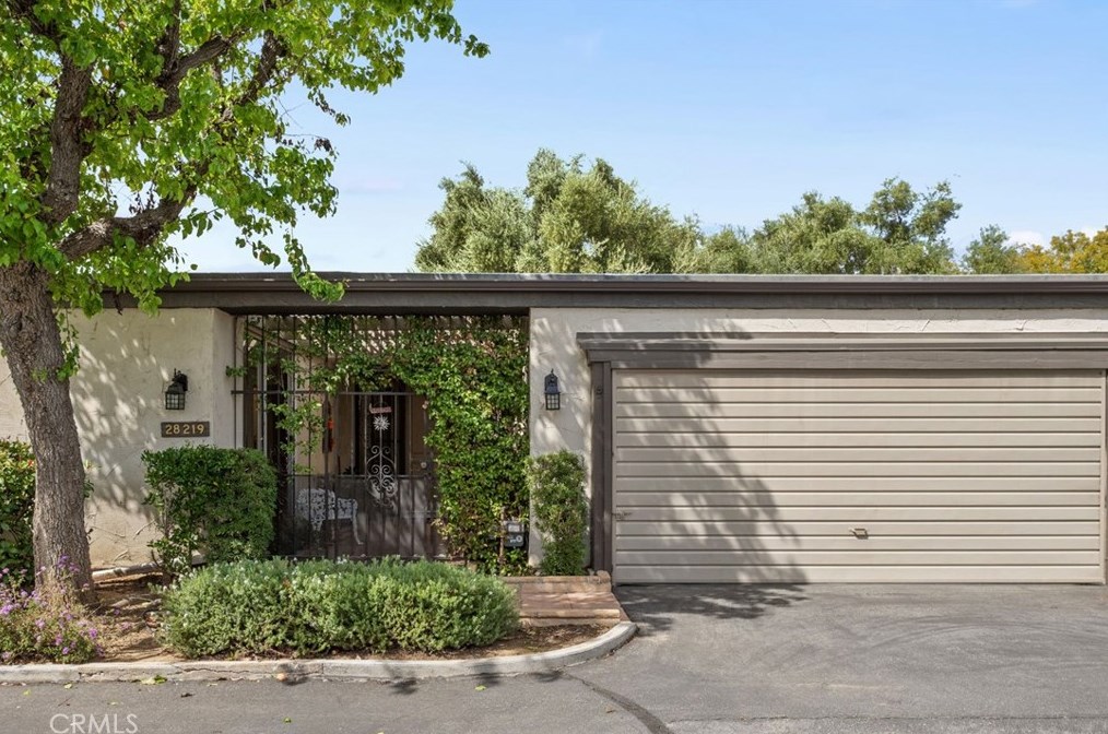 28219 Paseo Grande Dr, Menifee CA  92586-2489 exterior