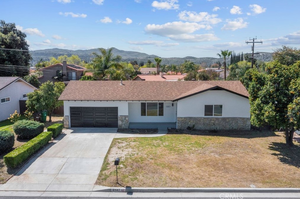 41587 Whittier Ave, Hemet, CA 92544-6442