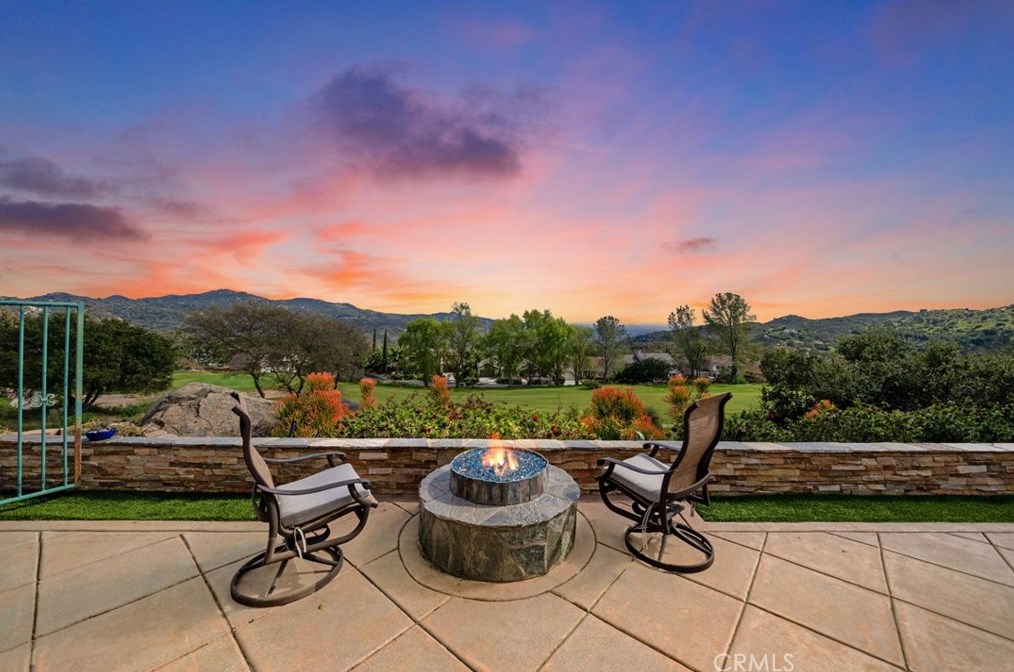 27718 Willow Trl, Escondido, CA 92026-7327