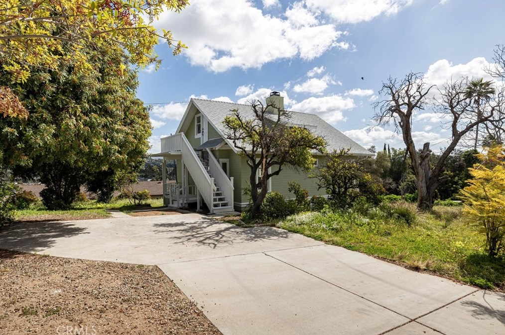 850 7th Ave, Escondido, CA 92025-3902