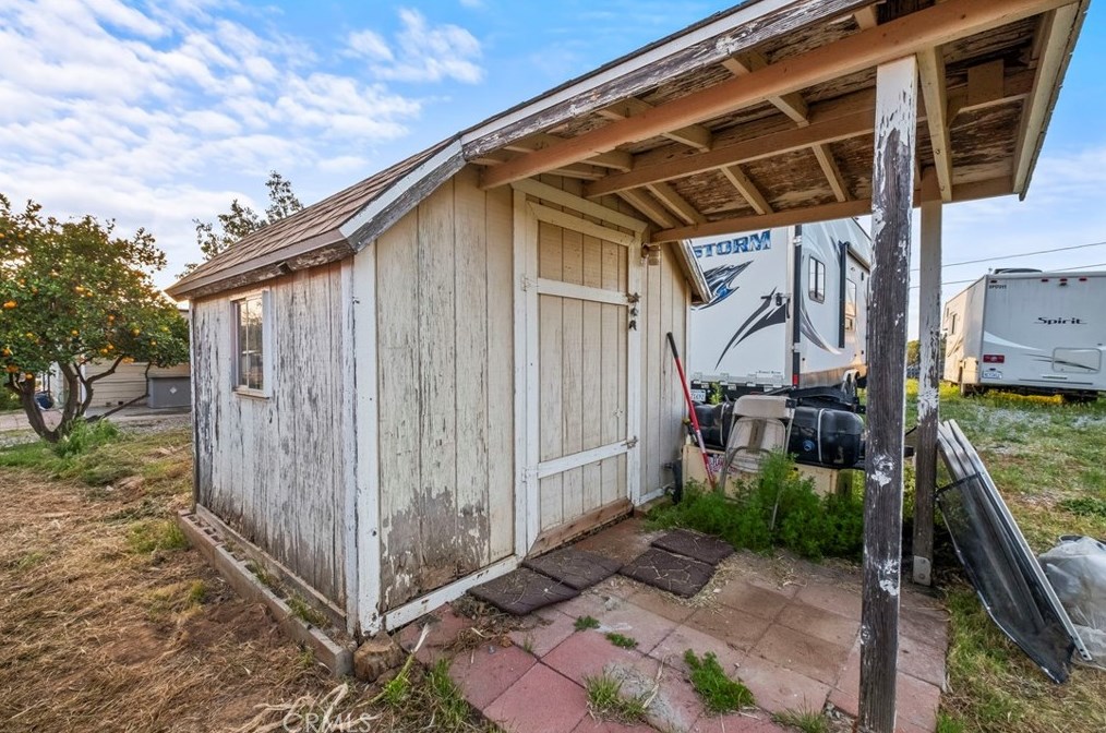 23315 Estrella Ln, Perris CA  92570-8917 exterior