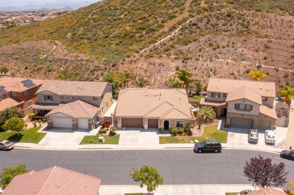 36272 Waxen Rd, Lake Elsinore, CA 92532