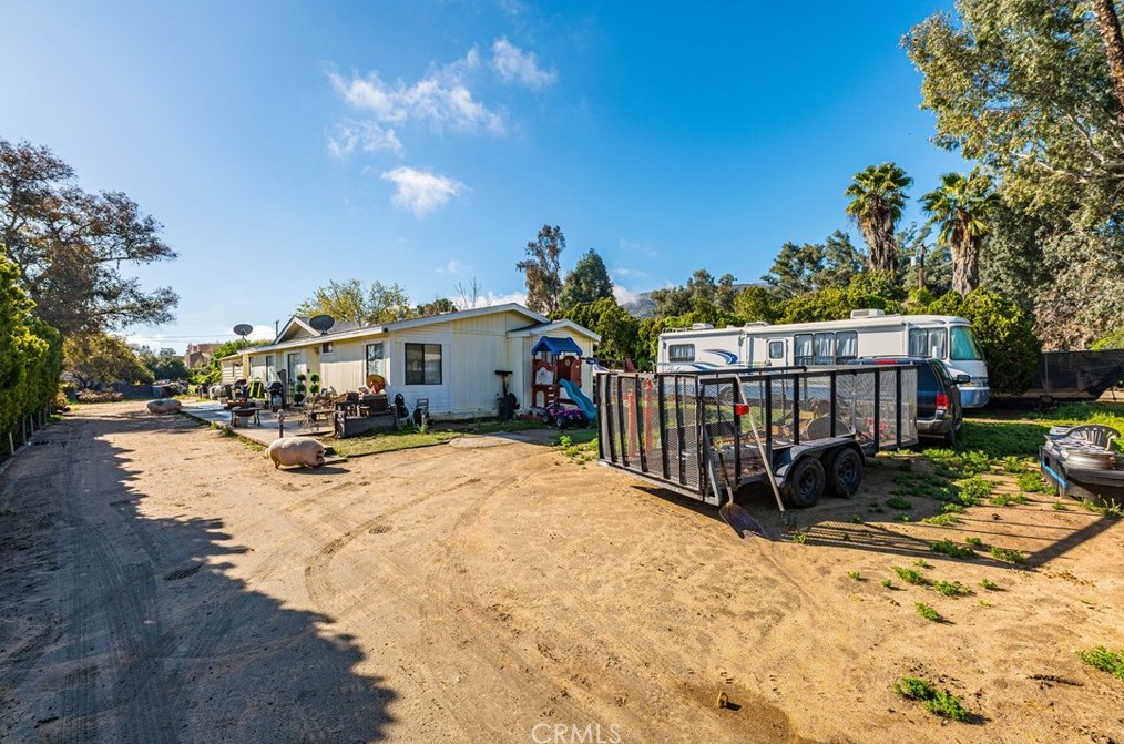 32880 Skylark Dr, Lake Elsinore, CA 92530-0408