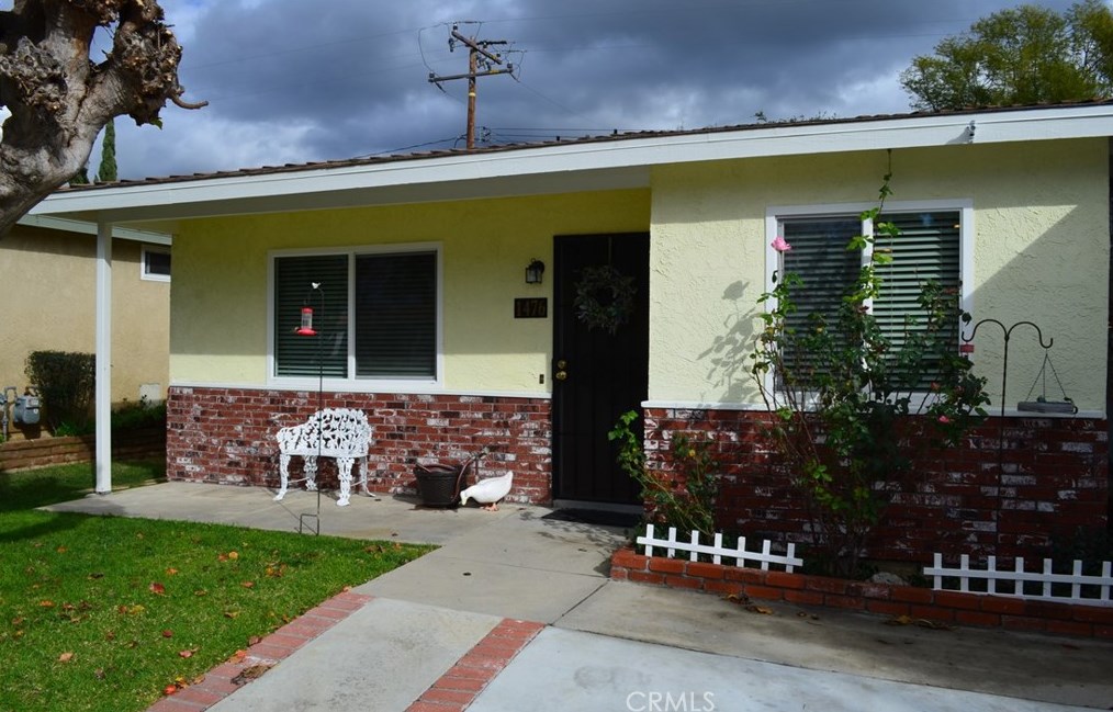 1476 Moreno Dr, Simi Valley, CA 93063-3153