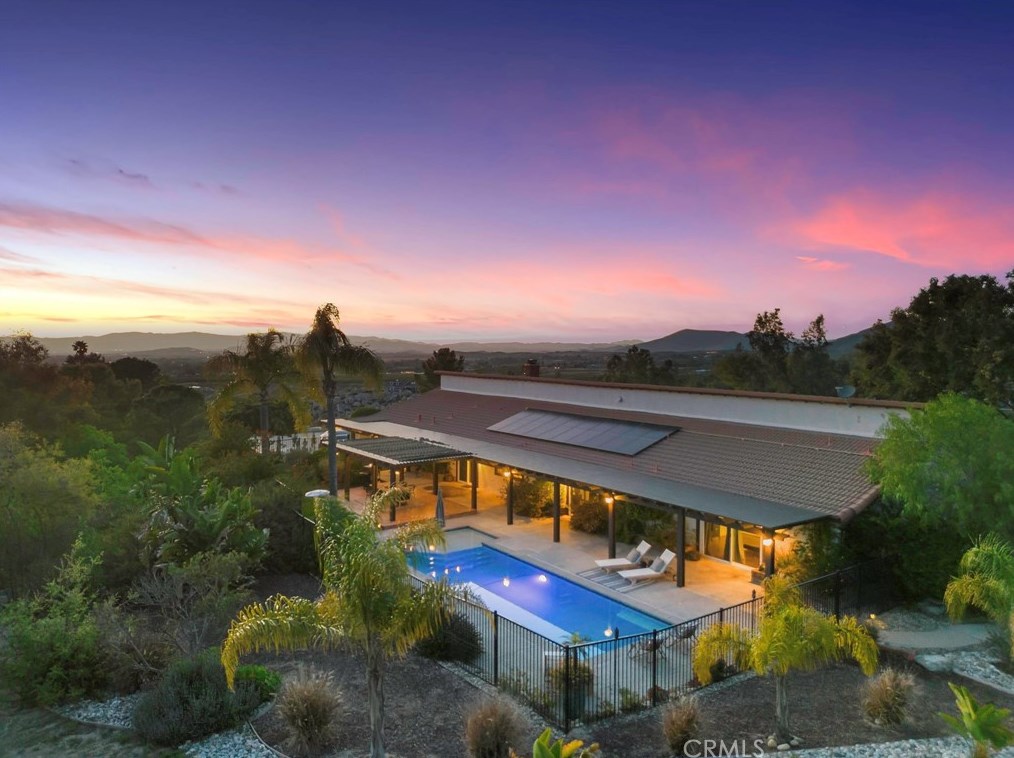 39386 Chaparral Dr, Temecula CA  92592-8822 exterior