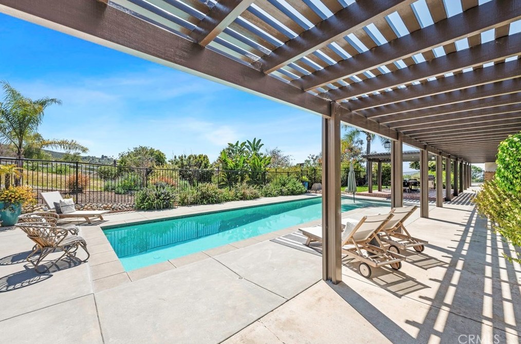 39386 Chaparral Dr, Temecula CA  92592-8822 exterior