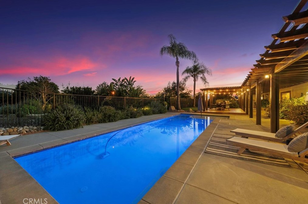 39386 Chaparral Dr, Temecula CA  92592-8822 exterior