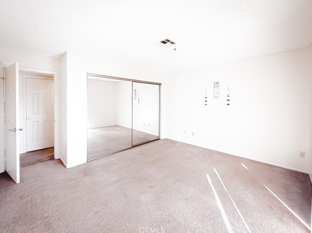 43131 Wall St, Hemet CA  92544-4556 exterior