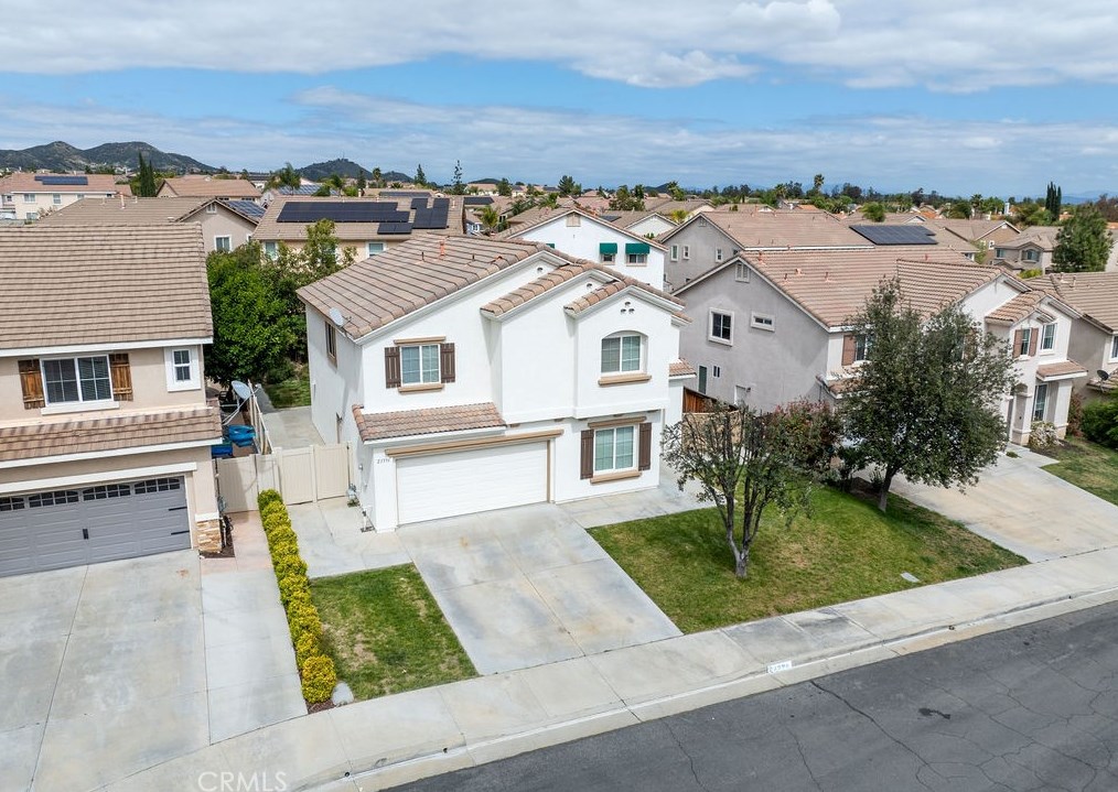 23596 Coast Live Oak Ln, Murrieta, CA 92562