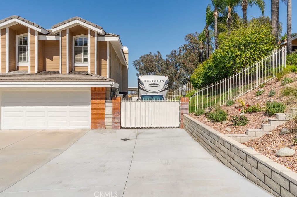 2981 Everwood Dr, Riverside, CA 92503-0822