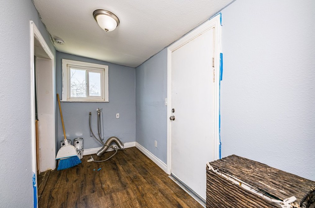 15774 Cottonwood St, Victorville CA  92395-2909 exterior