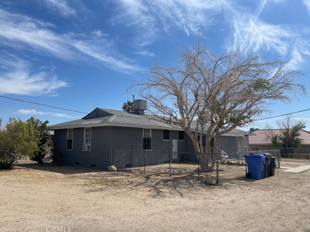 250 Juniper St, Barstow, CA 92311-4857