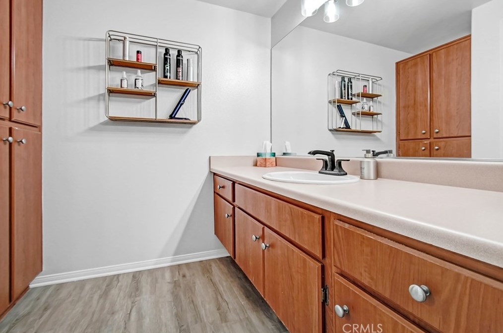 31233 Taylor Ln, Temecula CA  92592-2812 exterior