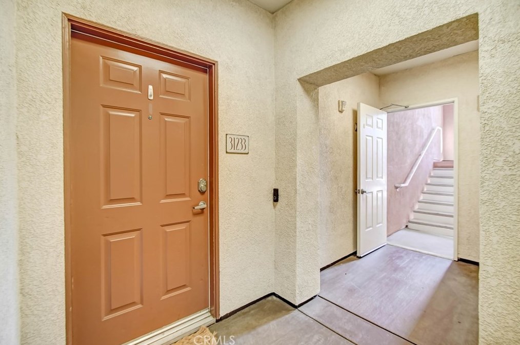 31233 Taylor Ln, Temecula, CA 92592