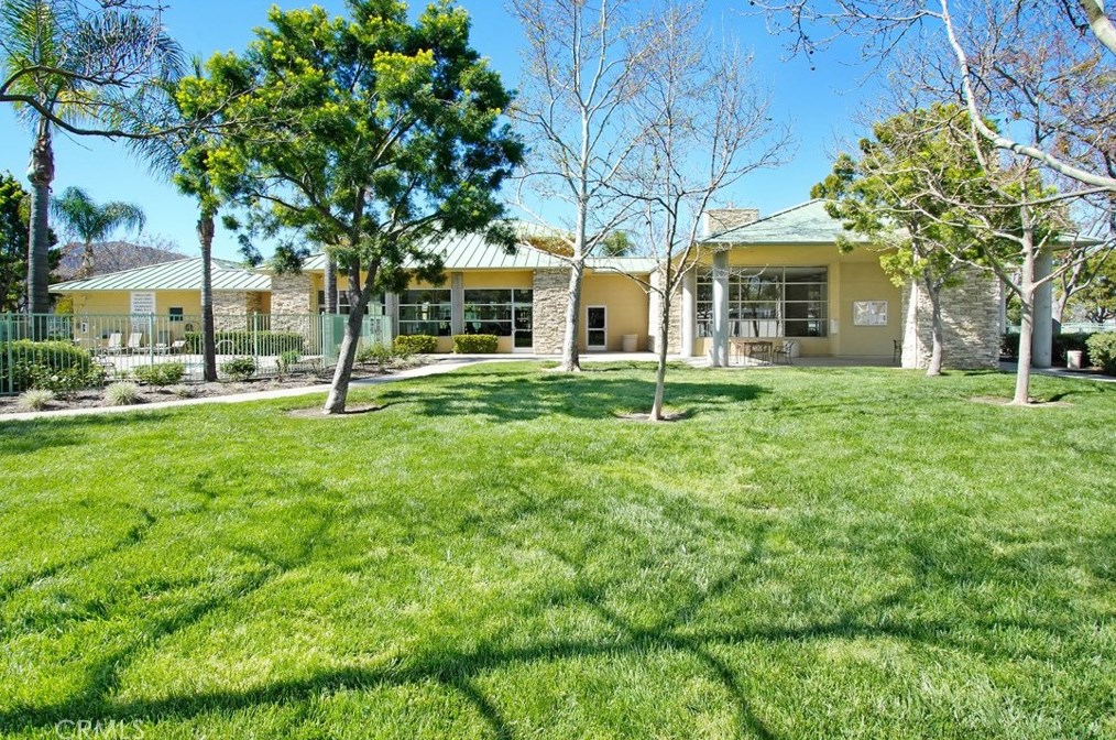 31233 Taylor Ln, Temecula CA  92592-2812 exterior