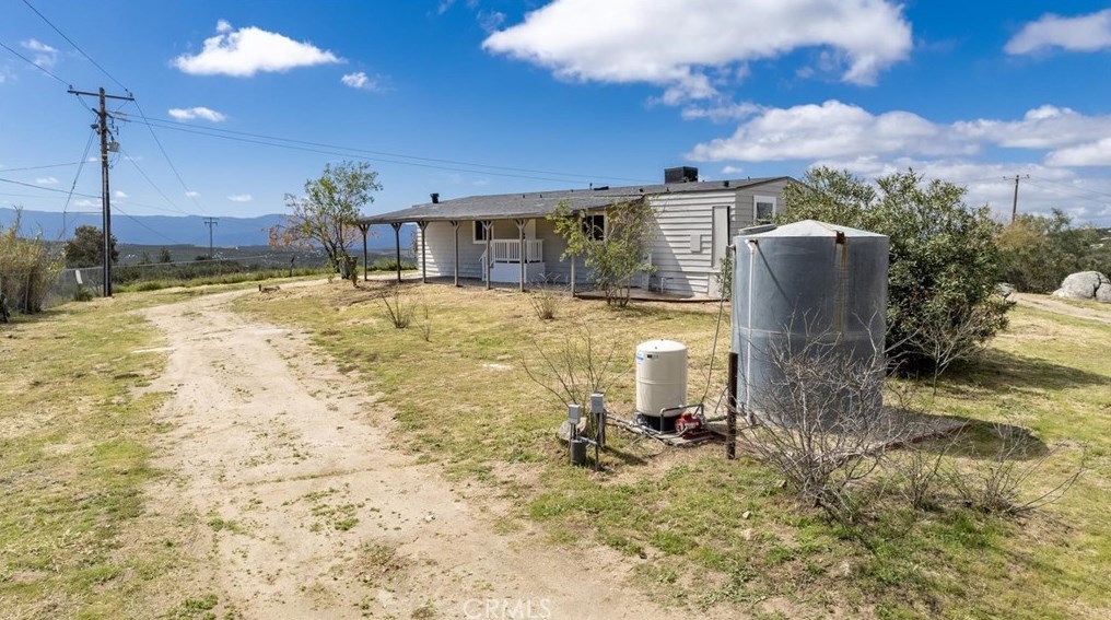 43095 Cosmo Dr, Hemet CA  92544-9552 exterior