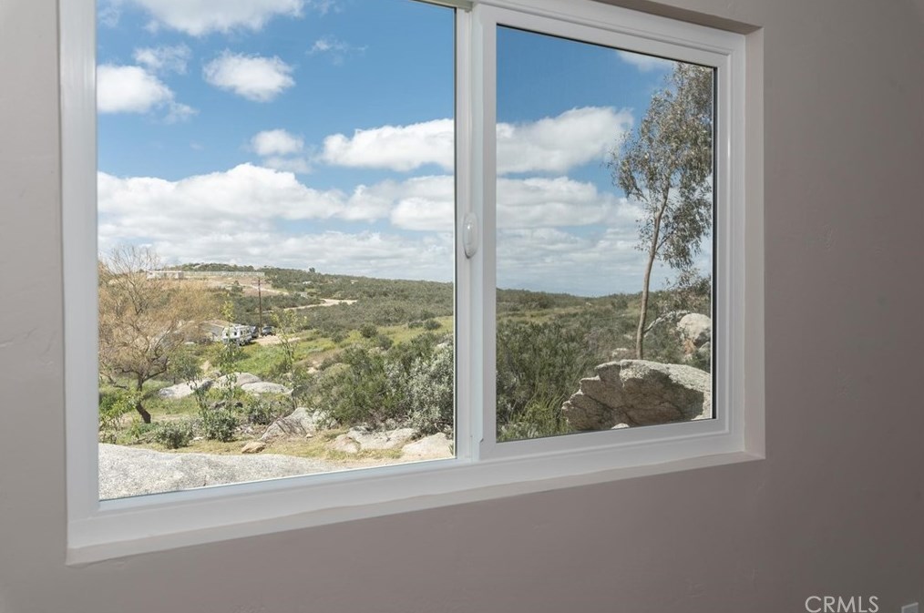 43095 Cosmo Dr, Hemet CA  92544-9552 exterior