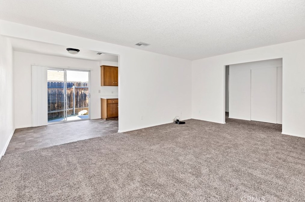 41056 Alder Ave, Hemet CA  92544-6271 exterior