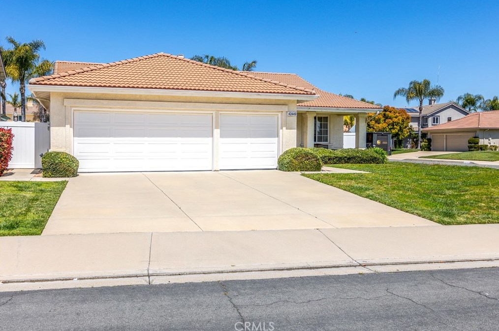 42449 Corte Cantante, Murrieta, CA 92562-6174