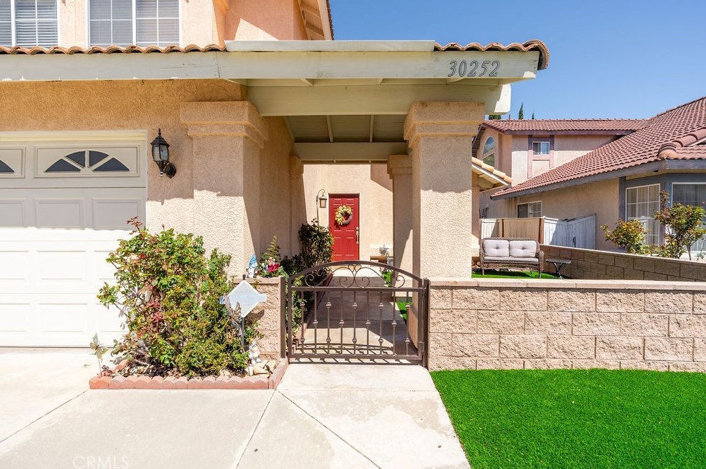 30252 Silver Ridge Ct, Temecula, CA 92591-7315