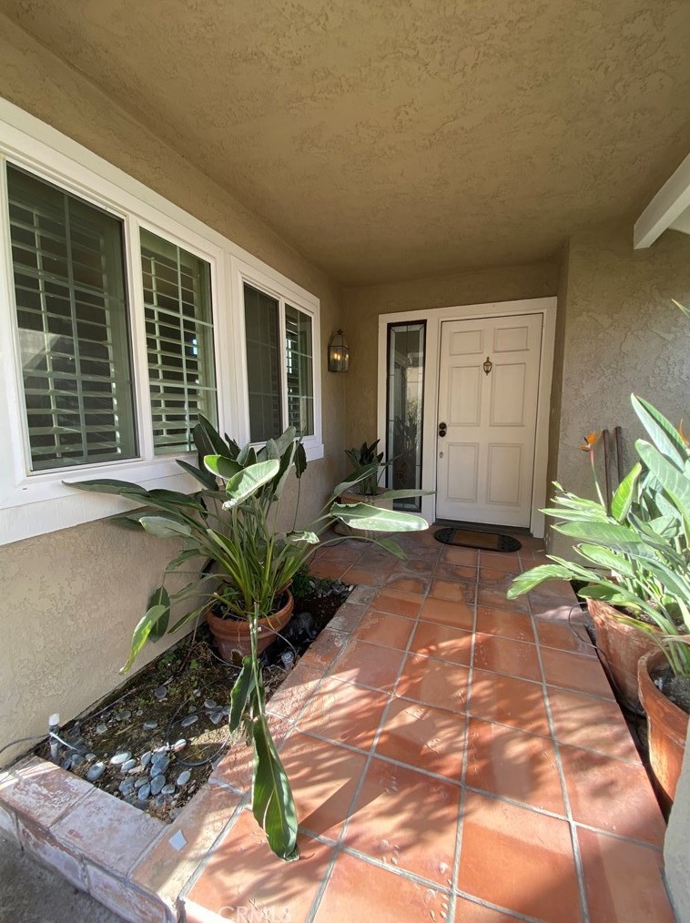 10 Southsand, Irvine, CA 92614-7413
