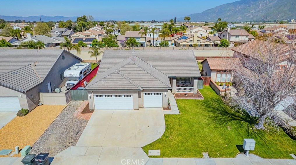 1864 Rue Chablis, San Jacinto, CA 92583