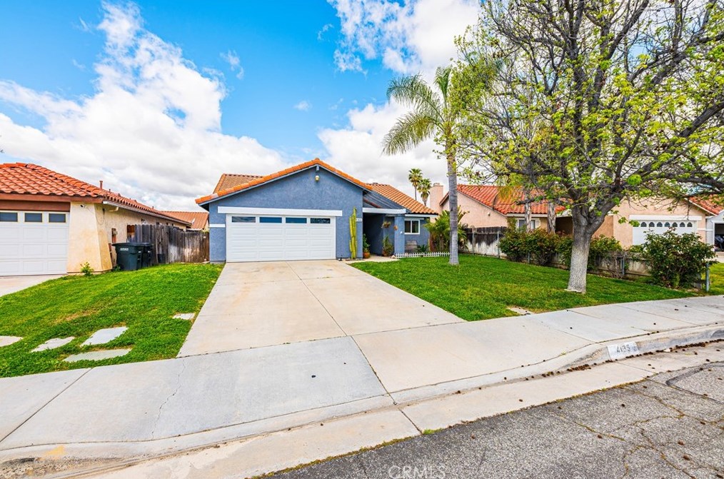 4186 Rexford Dr, Hemet, CA 92545
