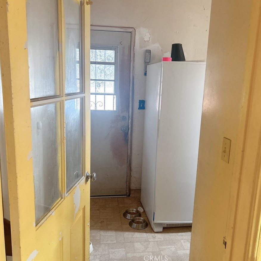 125 111th St, Los Angeles, CA 90061-2531