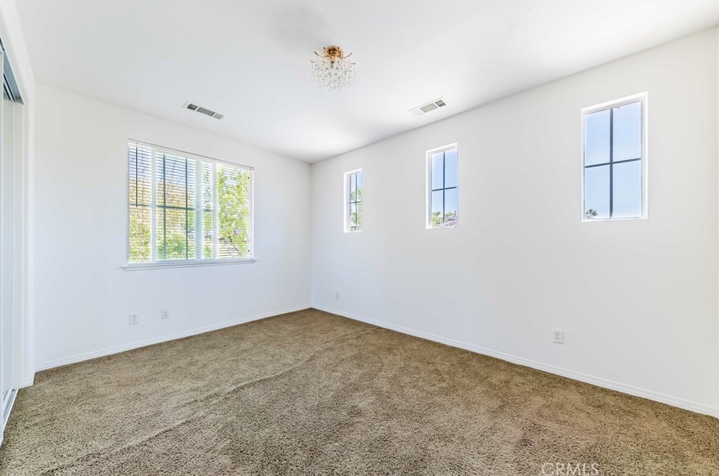 41036 Sunsprite St, Lake Elsinore CA  92532-1557 exterior