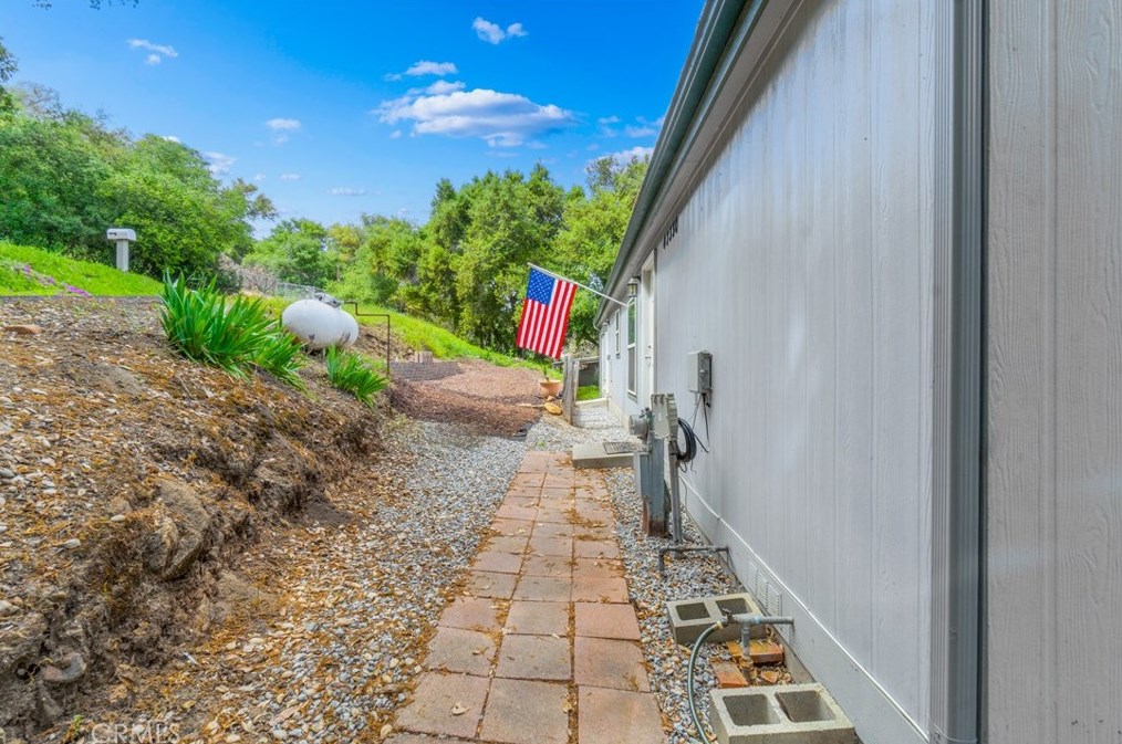 47330 Rancho Vw Dr, Temecula CA 92592 exterior