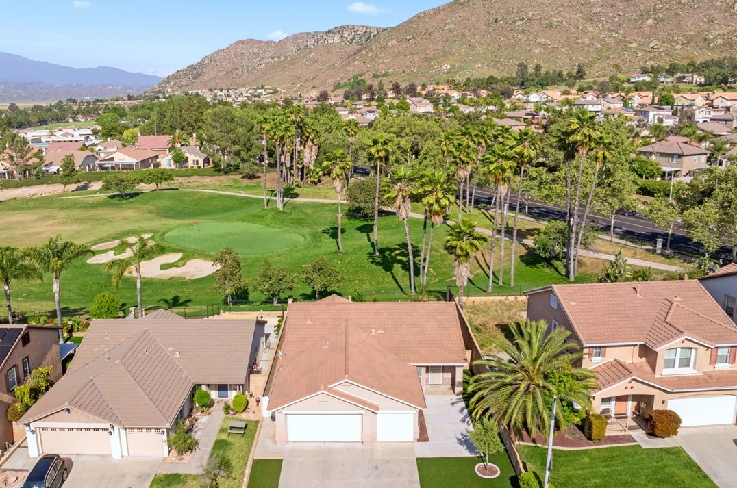 14930 Pete Dye St, Moreno Valley CA  92555-6330 exterior