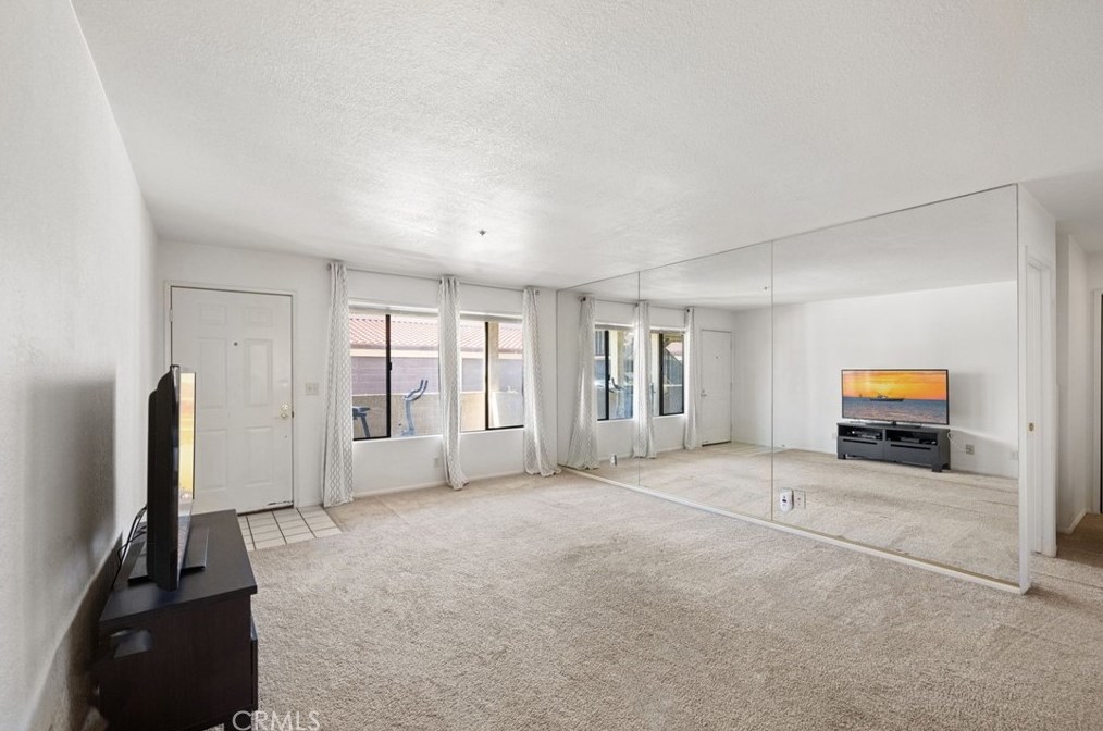 43195 Andrade Ave #j, Hemet, CA 92544